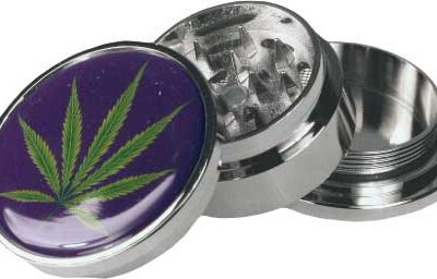 Buddy Grinder 2 – Leaf – With Magnet & Sifter: 3 P