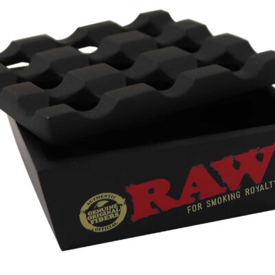 RAW Regal Windproof Metal Ashtray – Black