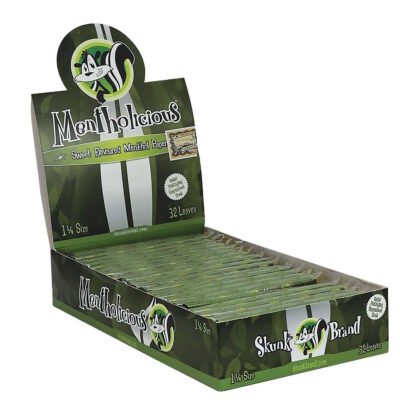 Skunk MENTHOLATED1 1¼, 32 Blatt